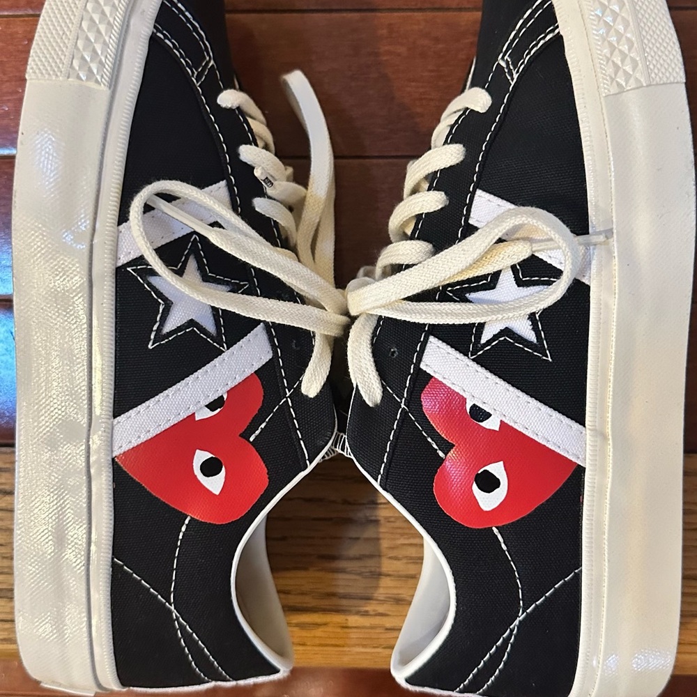 Converse Play Black and White Sneakers with Red Heart - Picture 6 of 9